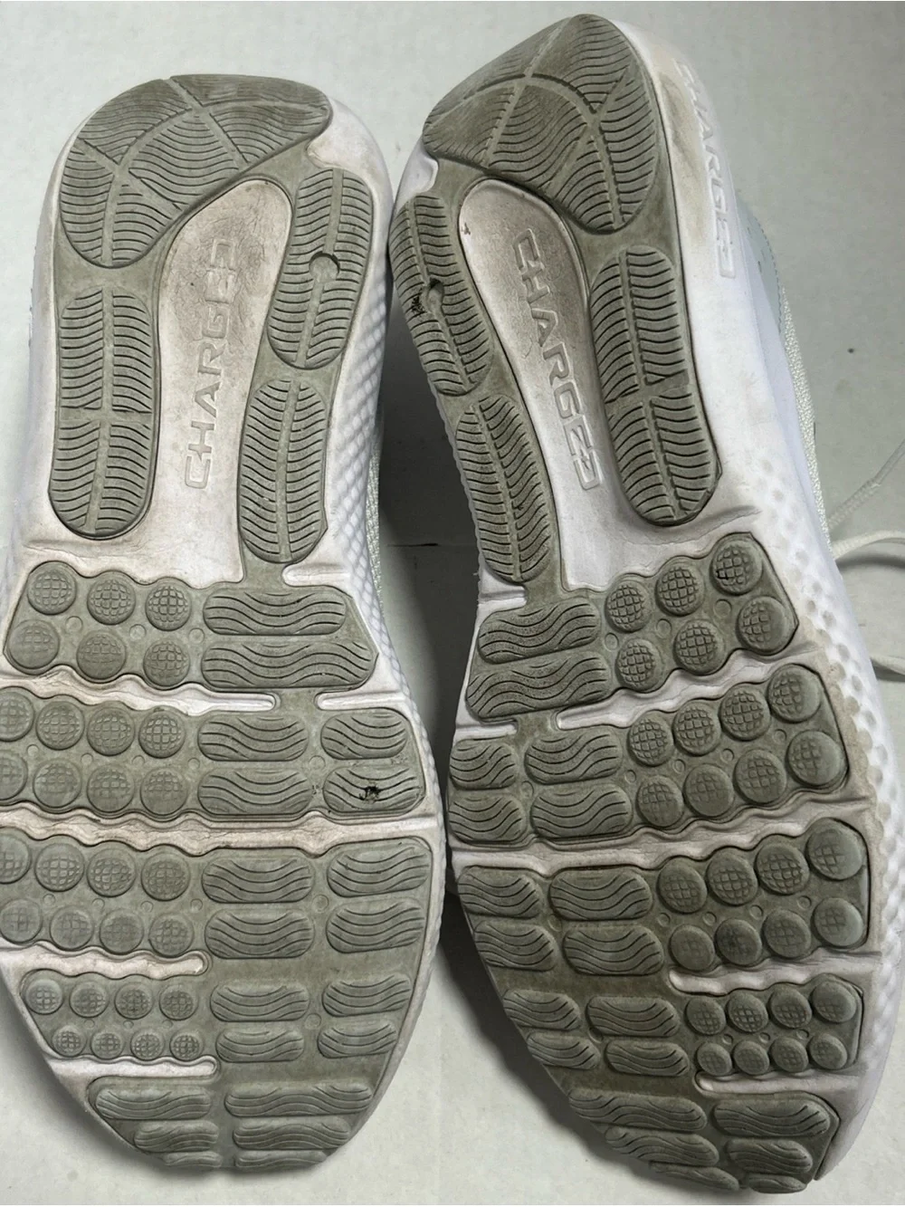 Under‎ Armour -Men's- Charged Surge 4 Running Workout Shoes - White/Grey Size 13